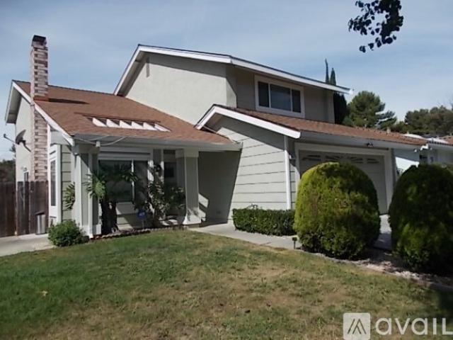 4 BR, 2.5 BA Apartment 36275 Easterday Way, Fremont, CA 94536
