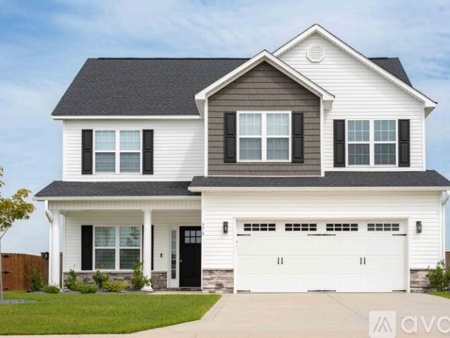 4 BR, 2.5 BA Apartment 378 Water Wagon Trail, Jacksonville, NC 28540