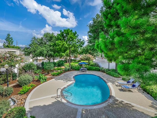 4 BR, 2.5 BA Apartment 3710 Lilac Ln Unit 2413C, Metairie, LA 70001