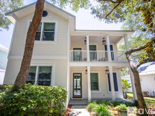 4 BR, 2.5 BA Apartment 380 Clareon Drive, Inlet Beach, FL 32461