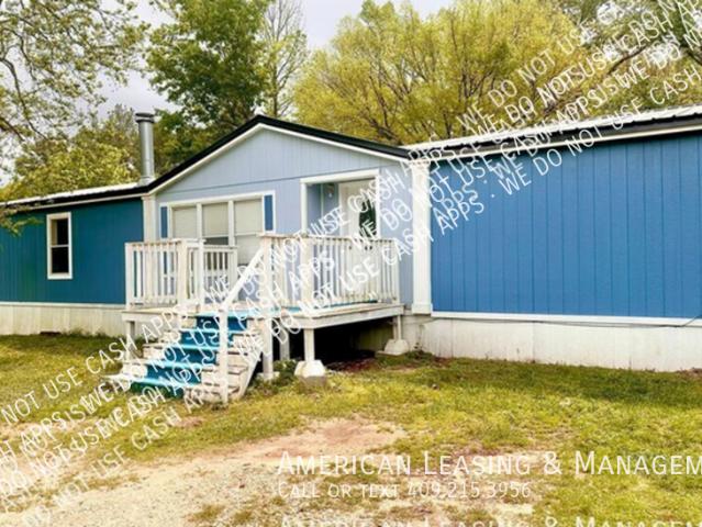 4 BR, 2.5 BA Apartment 390 Cripple Creek Road, Lufkin, TX 75904