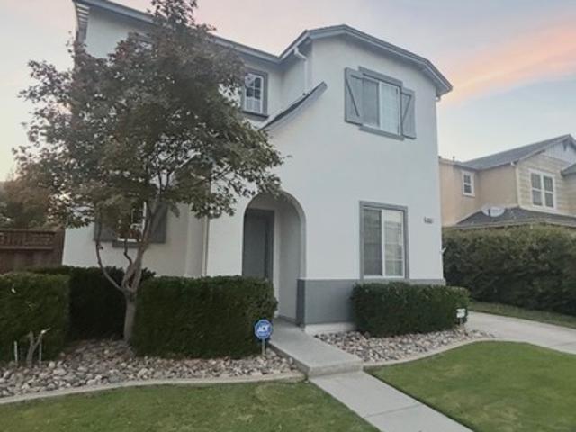 4 BR, 2.5 BA Apartment 4067 Ivory Lane, Turlock, CA 95382