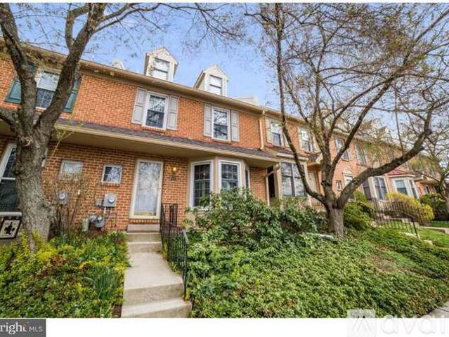 4 BR, 2.5 BA Apartment 427 Oakmont Court, Unit 427, Harleysville, PA 19438