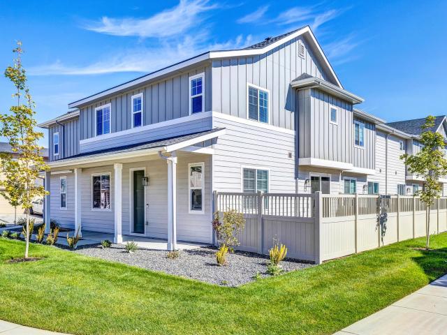 4 BR, 2.5 BA Apartment 4990 N Palustris Way Unit 6194 Riva, Meridian, ID 83646