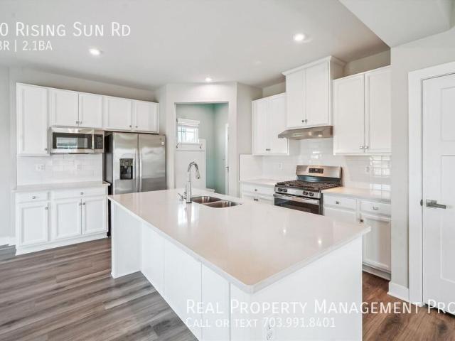 4 BR, 2.5 BA Apartment 50 Rising Sun Rd, Fredericksburg, VA 22405