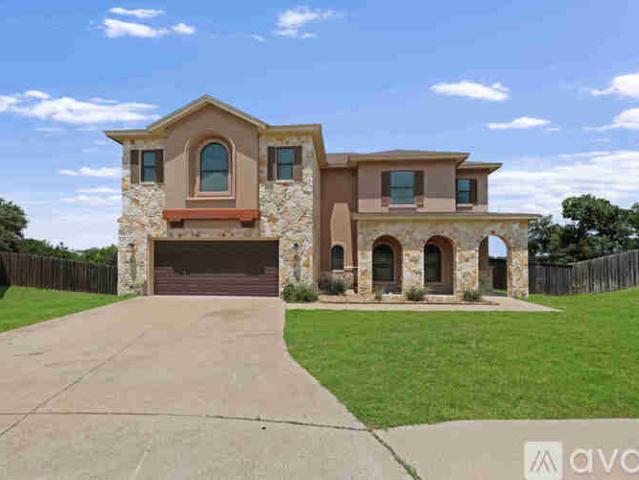4 BR, 2.5 BA Apartment 5405 Weeping Oak Dr, Killeen, TX 76542