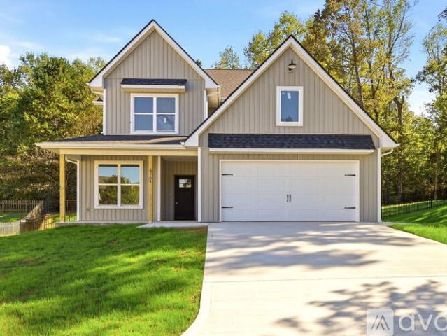 4 BR, 2.5 BA Apartment 5704 Gaboury Ln, Knoxville, TN 37918
