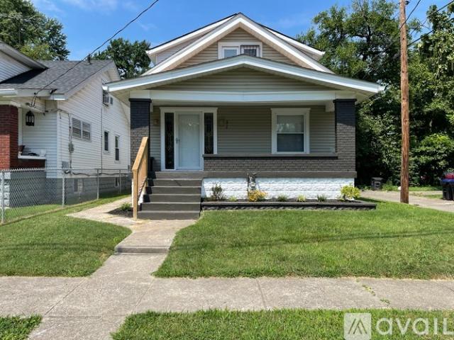 4 BR, 2.5 BA Apartment 608 S 39th St, Louisville, KY 40211