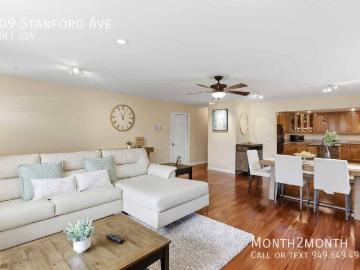 4 BR, 2.5 BA Apartment 609 Stanford Ave, Redwood City, CA 94063