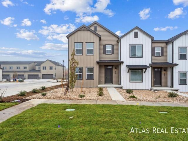 4 BR, 2.5 BA Apartment 638 Homestead Avenue, Brighton, CO 80601
