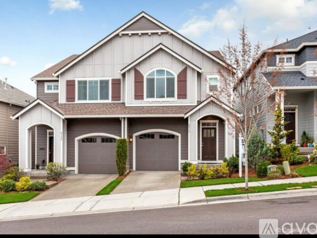 4 BR, 2.5 BA Apartment 6813 Northwest 163rd Avenue, Unit 6813 NW, Portland, OR 97229