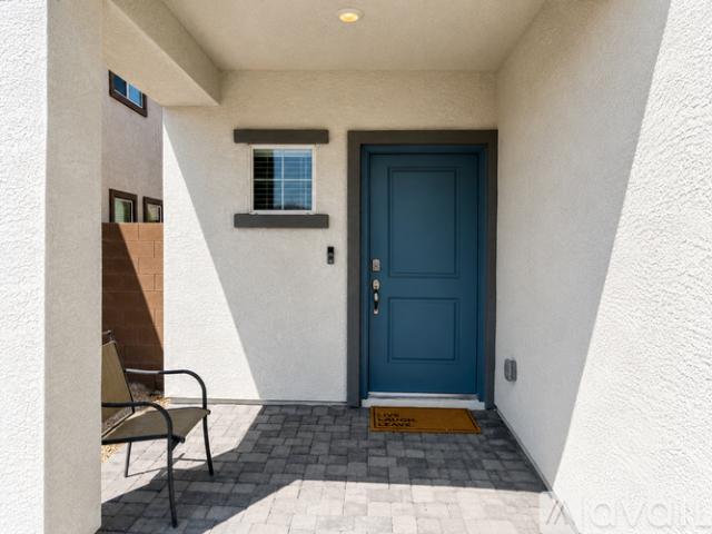 4 BR, 2.5 BA Apartment 7397 Cooper Cv Dr, North Las Vegas, NV 89084