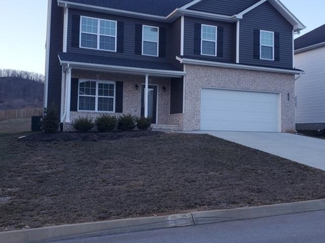 4 BR, 2.5 BA Apartment 7409 Rose Water Lane, Knoxville, TN 37924