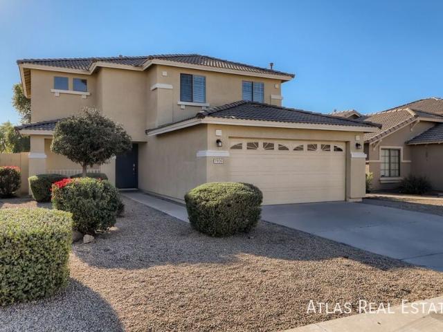 4 BR, 2.5 BA Apartment 7926 S 67th Drive, Laveen, AZ 85339