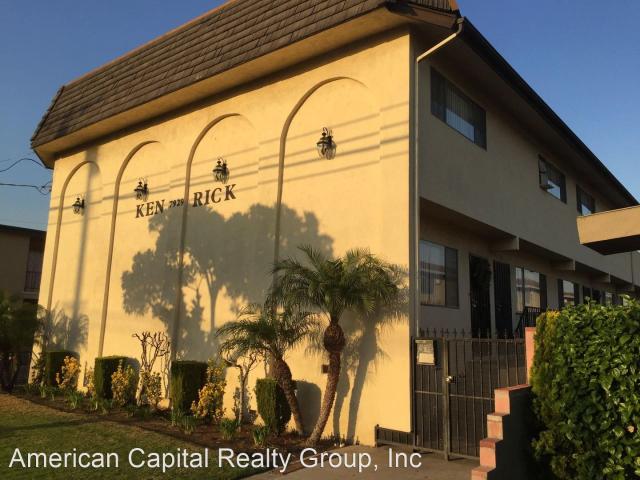 4 BR, 2.5 BA Apartment 7929 Stewart and Gray Road Unit 14, Downey, CA 90241