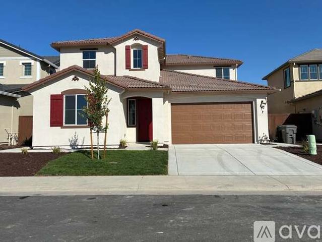 4 BR, 2.5 BA Apartment 8065 Roundhouse Lp, Roseville, CA 95747