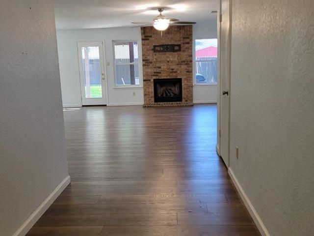 4 BR, 2.5 BA Apartment 818 Smoke Signal Pass, Pflugerville, TX 78660