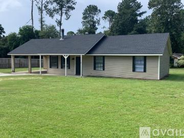 4 BR, 2.5 BA Apartment 812 Robin Hood Trail, Statesboro, GA 30458