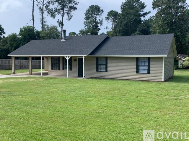 4 BR, 2.5 BA Apartment 812 Robin Hood Trail, Statesboro, GA 30458