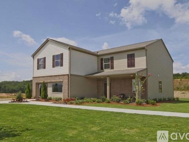 4 BR, 2.5 BA Apartment 8371 Regent Street, Jonesboro, GA 30238