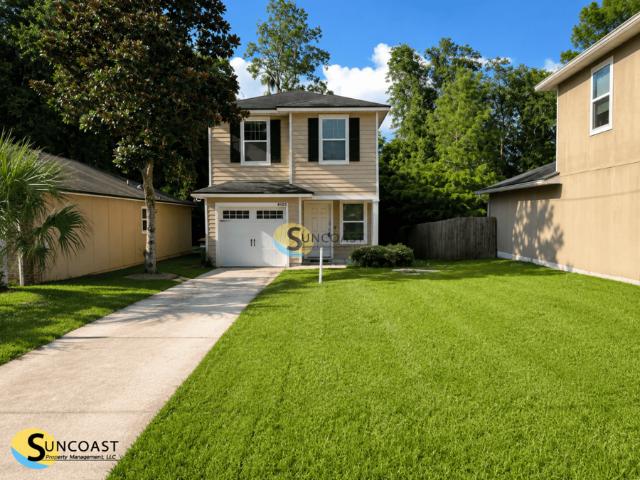 4 BR, 2.5 BA Apartment 8406 Oden Ave, Jacksonville, FL 32216