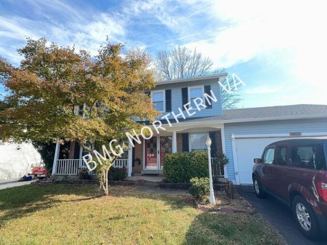 4 BR, 2.5 BA Apartment 8957 Rolling Rd, Manassas, VA 20110