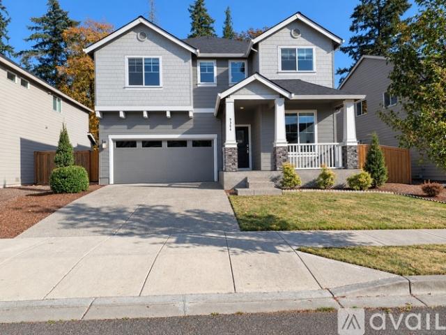 4 BR, 2.5 BA Apartment 9354 North Alder Street, Camas, WA 98607