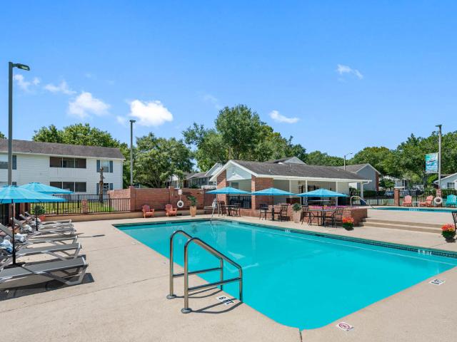 4 BR, 2 BA Apartment 1421 SW 27th Ave Unit 1200 1206, Ocala, FL 34471