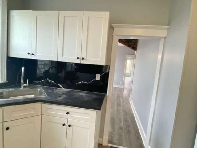 4 BR, 2 BA Apartment 14 Garfield St, Yonkers, NY 10701