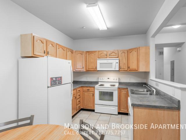 4 BR, 2 BA Apartment 14 Kenneth Ave, Shippensburg, PA 17257