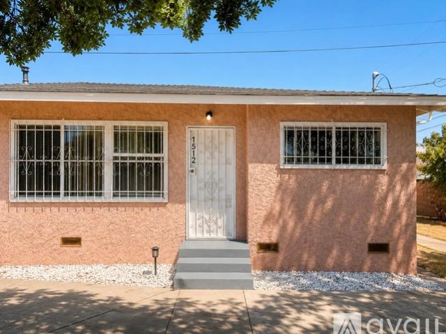 4 BR, 2 BA Apartment 1512 West 103rd Street, Los Angeles, CA 90047