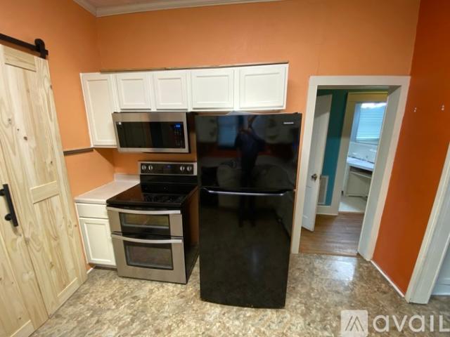 4 BR, 2 BA Apartment 156 College St, Unit 156 college street, Shreveport, LA 71104
