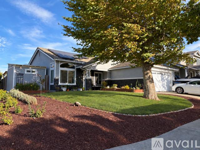 4 BR, 2 BA Apartment 1601 Highland Circle, Fairfield, CA 94534