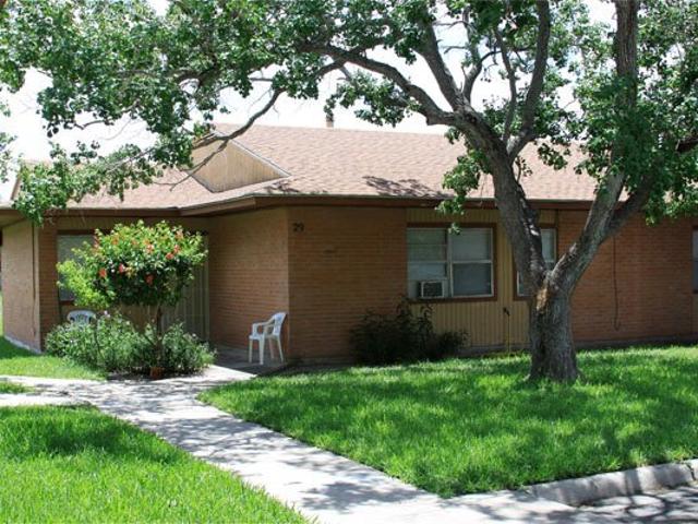 4 BR, 2 BA Apartment 1601 South Bridge Ave, Weslaco, TX 78596