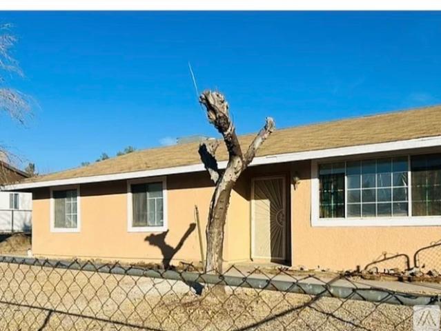 4 BR, 2 BA Apartment 16421 Wells Fargo Ave, Lake Los Angeles, CA 93591