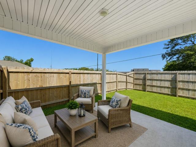 4 BR, 2 BA Apartment 16625 Poe Avenue Unit 0095, Baton Rouge, LA 70816