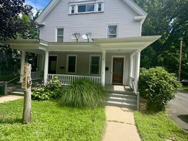 4 BR, 2 BA Apartment 1740 Farmington Avenue, Unit 2E, Farmington, CT 06085