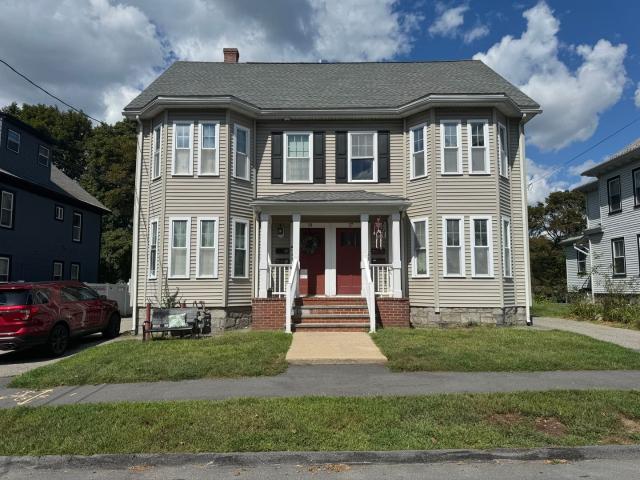 4 BR, 2 BA Apartment 17 Union Street, North Andover, MA 01845