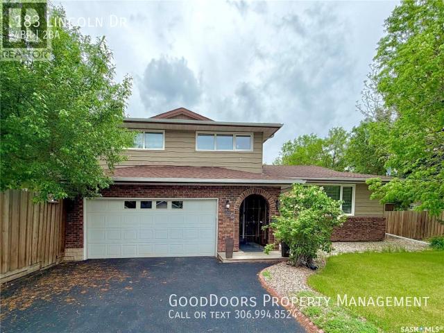 4 BR, 2 BA Apartment 182 Lincoln Dr, Regina, SK S4S 6R5
