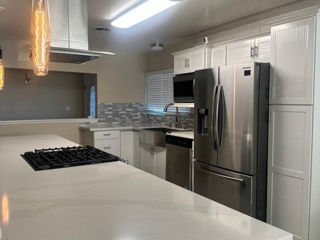 4 BR, 2 BA Apartment 1000 Devore Avenue, Bakersfield, CA 93308