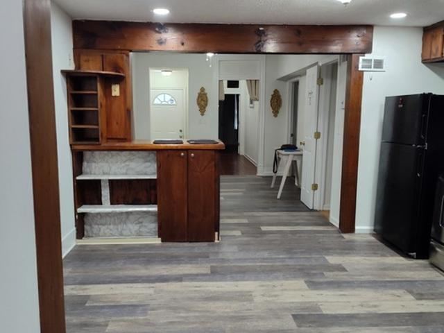 4 BR, 2 BA Apartment 1007 Mulberry Street, Louisville, KY 40217
