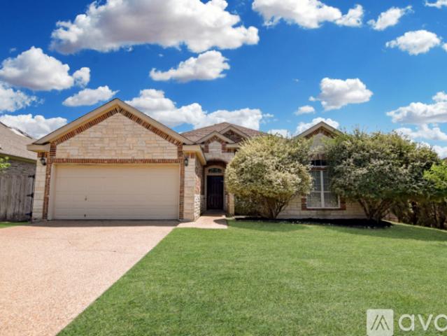 4 BR, 2 BA Apartment 1013 Canyon Ridge Dr, Temple, TX 76502