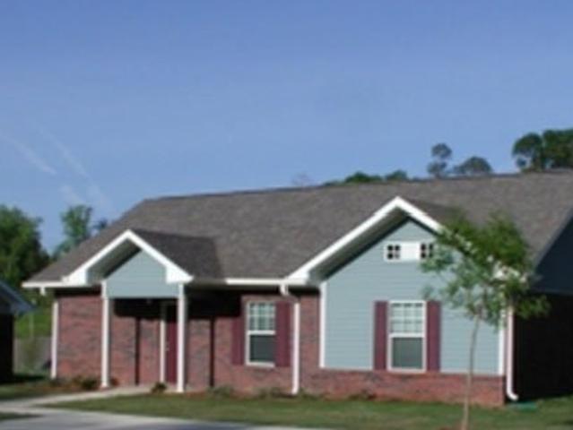 4 BR, 2 BA Apartment 101 Laurel Ridge Ave. West, LaGrange, GA 30240