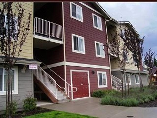 4 BR, 2 BA Apartment 10306 196th Street Ct. E, Graham, WA 98338
