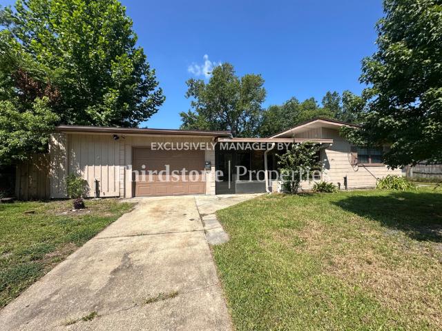 4 BR, 2 BA Apartment 1038 La Marche Drive, Jacksonville, FL 32205