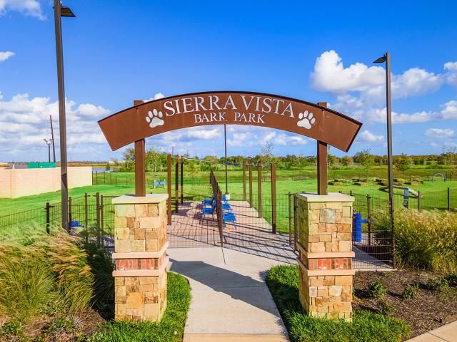 4 BR, 2 BA Apartment 10638 Cascade Crk Drive, Rosharon, TX 77583
