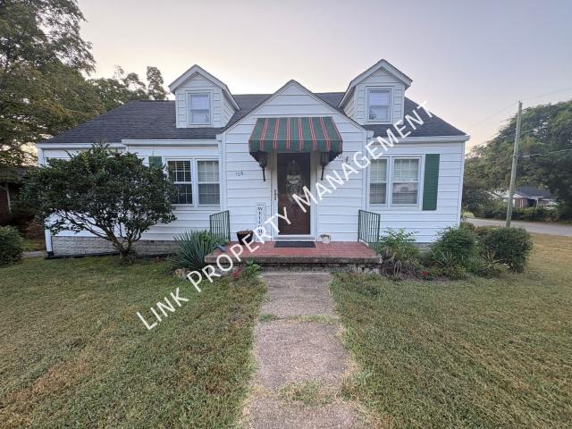 4 BR, 2 BA Apartment 106 S Germantown Road, Chattanooga, TN 37411