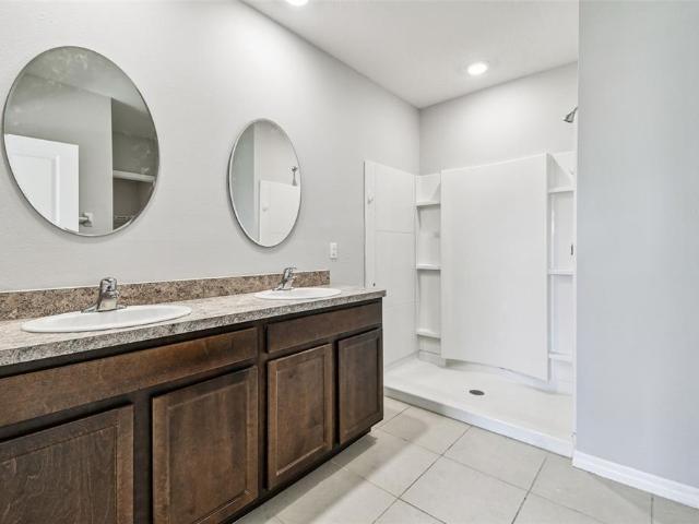 4 BR, 2 BA Apartment 10840 Tally Fawn Loop, San Antonio, FL 33576