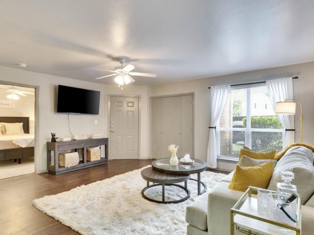 4 BR, 2 BA Apartment 1088 Park Plz Unit 2 238, Austin, TX 78753