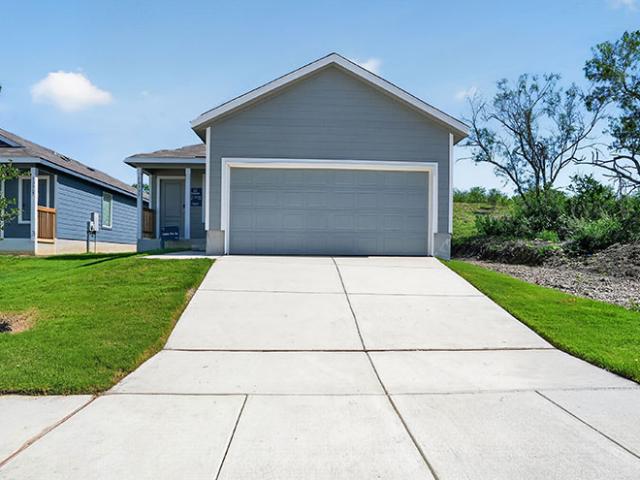 4 BR, 2 BA Apartment 10903 Honey Crisp Unit 10915HC, San Antonio, TX 78252